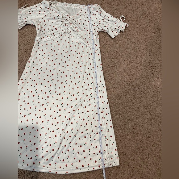 Women's (Youth) White Silky Puff Sleeve Dress with cherry/strawberry print - Picture 4 of 8